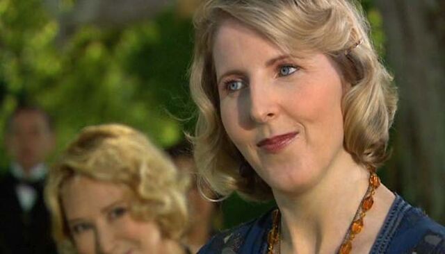 File:AgathaChristie.jpg