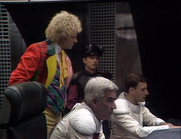 File:In the bridge.jpg