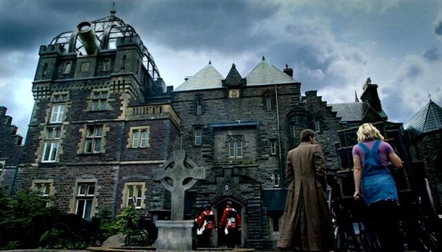 File:Torchwood House.jpg