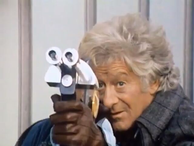 File:Third Doctor Taking Aim.jpg