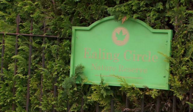 File:Ealing Circle.jpg