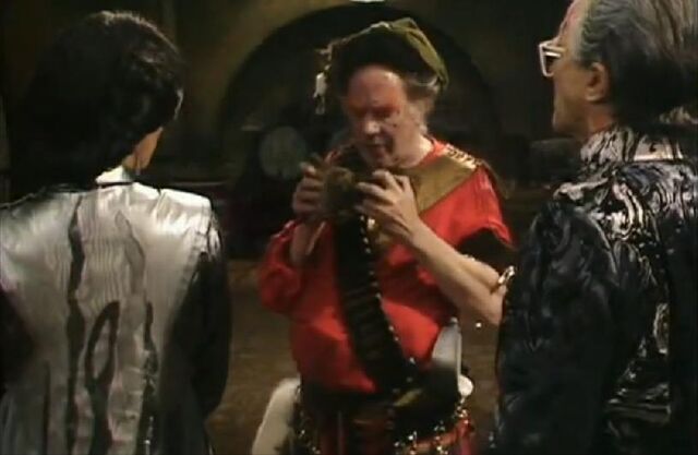 File:Shockeye eating a rat.jpg