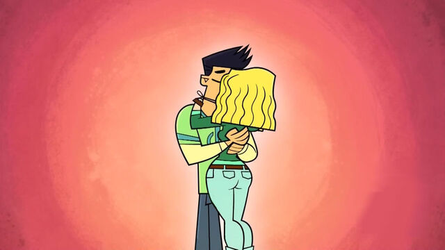 File:Devinandcarriekiss.jpg