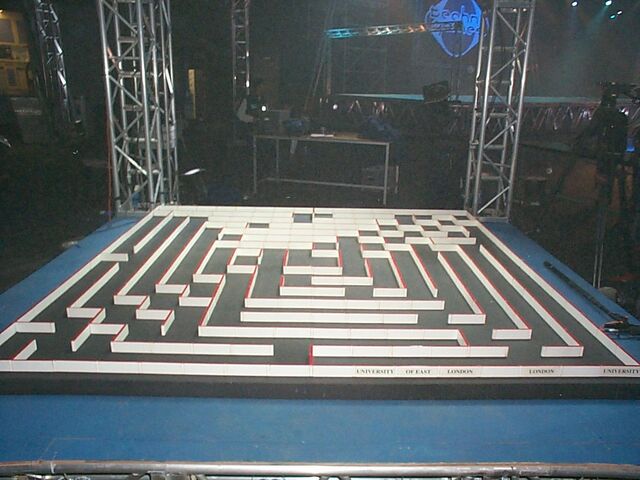 File:Micromouse maze.jpg