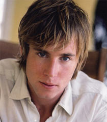 Greg Cipes