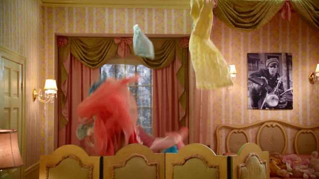 File:Like Me (112).png