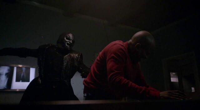Archivo:The Divine Move - Deaton, Oni.jpg