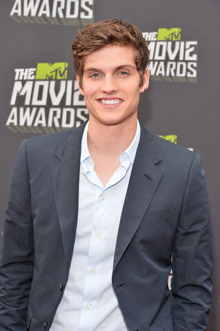 Archivo:Daniel Sharman.jpg