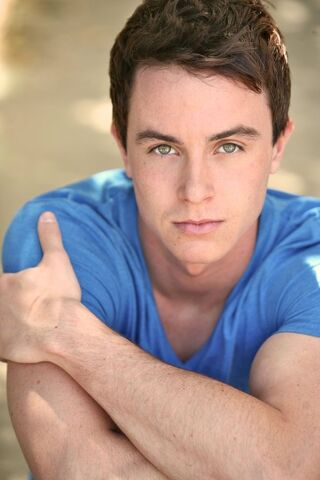 Datei:Ryan kelley.jpg
