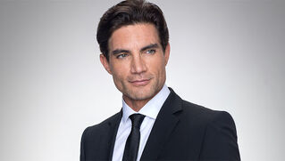 File:Victor-gonzalez.jpg
