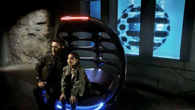 File:EyeChair.jpg