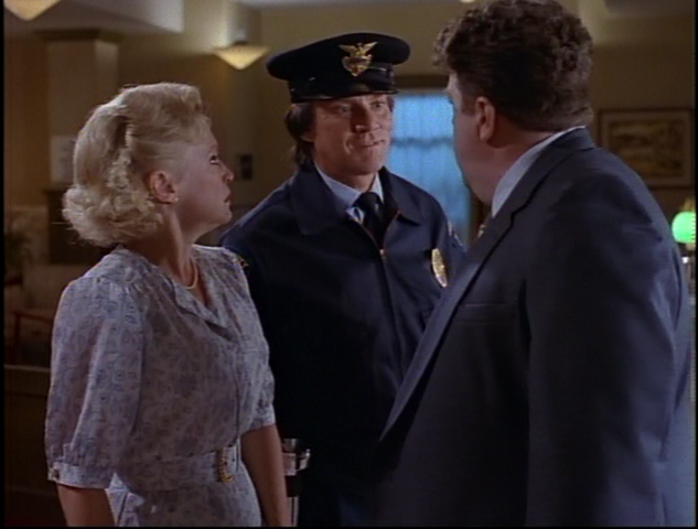 File:The-reluctant-vampire-crosswhite-harrasses-sally-8.png