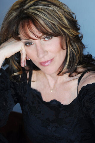 File:Katey-sagal-captioned.jpg