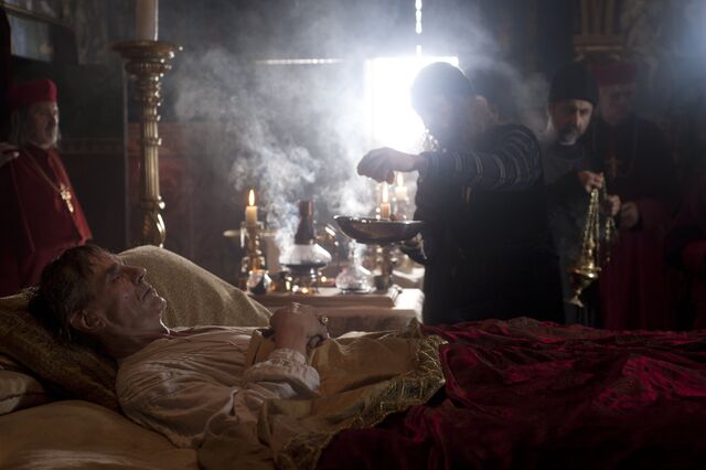 File:015 The Face of Death episode still of Rodrigo Borgia.jpg