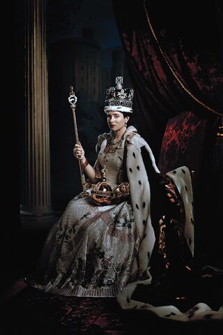 File:The-crown-character-page-queen-elizabeth-II.jpg