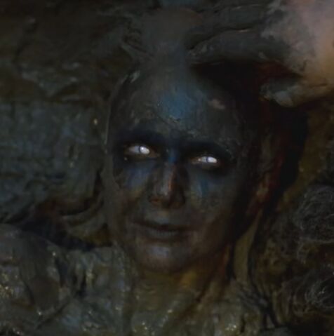 File:Ojos wife.jpg