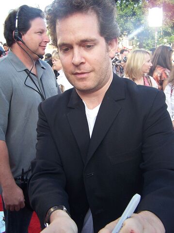 File:800px-Tom Hollander 1.jpg