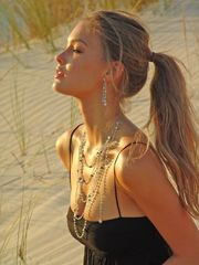 File:GiselleBR.jpg