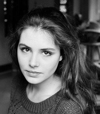 File:Genevieve Gaunt.jpg
