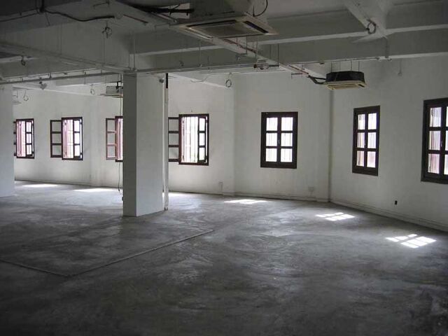 File:Space21-001.jpg