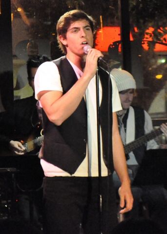 File:Derek Klena 2011-01-26.jpg