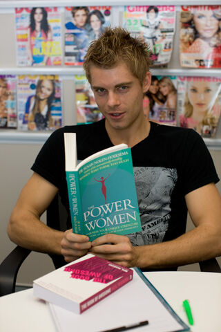 File:Luke Mitchell 071.jpg