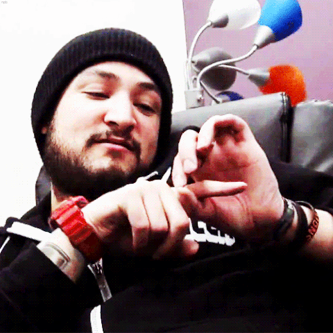 File:Tumblr n63kto4d7e1smegb6o1 500.gif