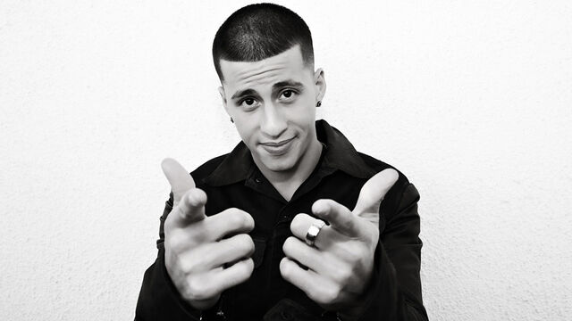 File:04-Top13-BW-portraits-480x270 retina.jpg