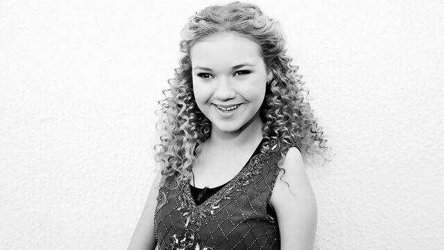 File:26-Top13-BW-portraits-480x270 retina.jpg