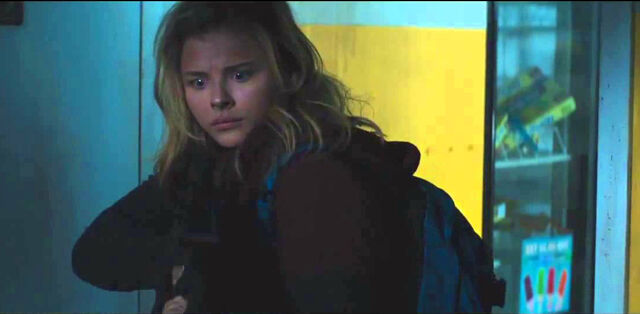 File:Cassie meets the soldier.jpg
