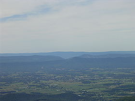 280px-Massanutten Mountain-Page Valley