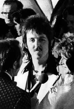 Paul and Linda McCartney.jpg