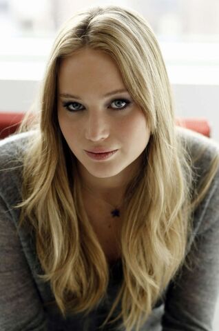 File:Jennifer lawrence caia2.jpg
