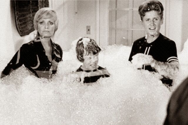 File:Bradywashingmachine.jpg