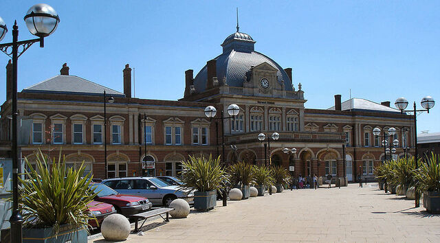 File:NorwichRailwayStation.jpg