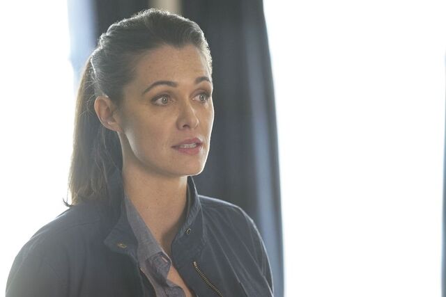 File:1x02-10.jpg
