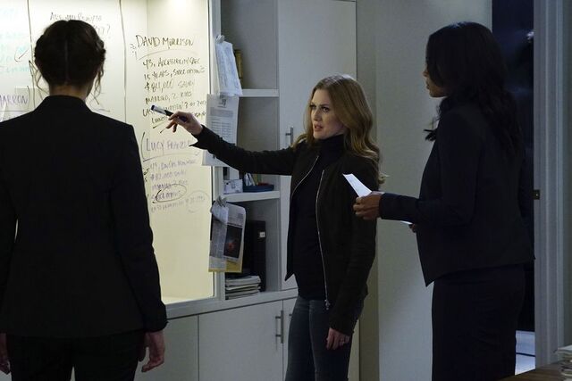 File:1x01-18.jpg