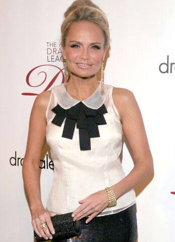 File:Kristin Chenoweth 2012.jpg