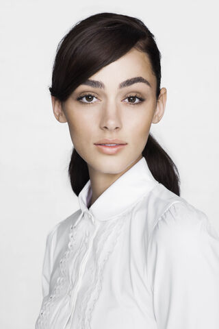 File:Sarah.jpg