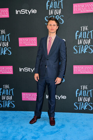 File:Ansel+Elgort+Fault+Stars+Premieres+NYC+YuZathaNE49l.jpg