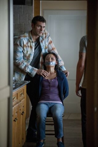 File:The Following 1x03-9.jpg