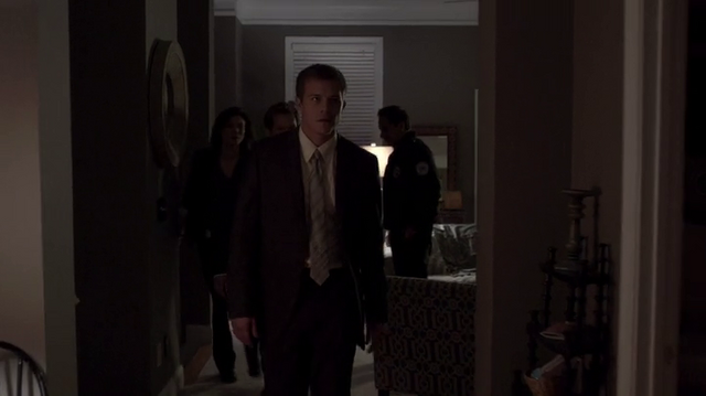 File:Detective Warren10.png