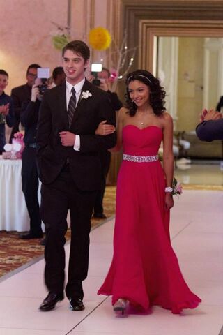 File:The fosters 12.jpg