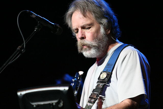 File:800px-Weir, Bob (2007) 3.jpg