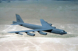 800px-Usaf.Boeing B-52