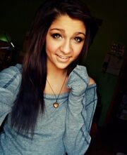 -3-andrea-russett-26457203-450-552