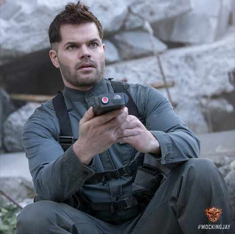 File:Thg-mockingjay-castor.png