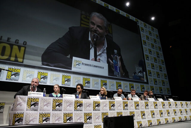 File:Sdccthg hungergamespanel3.jpg