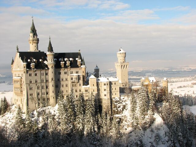 File:Neuschwanstein Castle Germany6.jpg