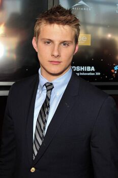 Alexander-ludwig-001-683x1024.jpg